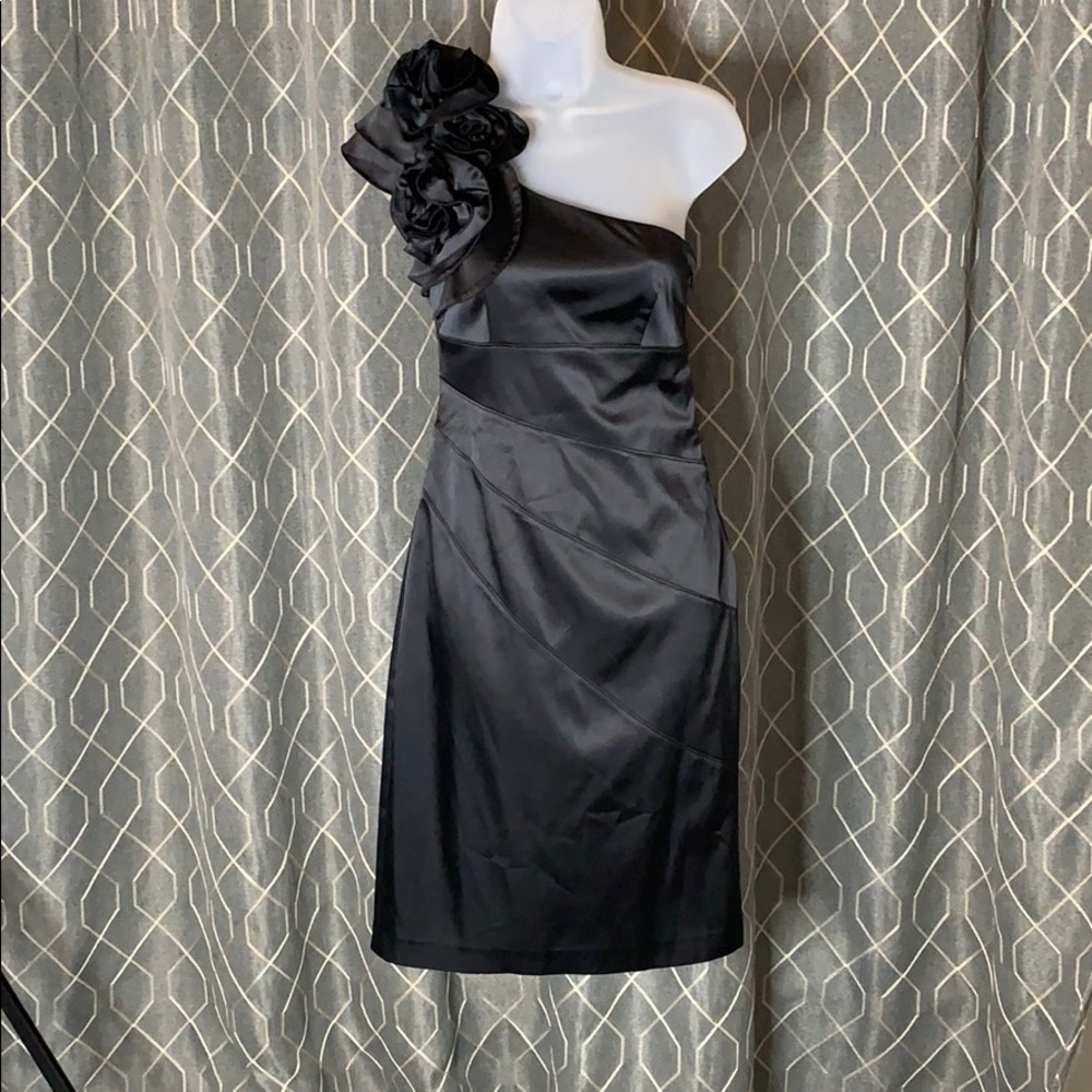 Jessica Simpson Rosette Shoulder Dress